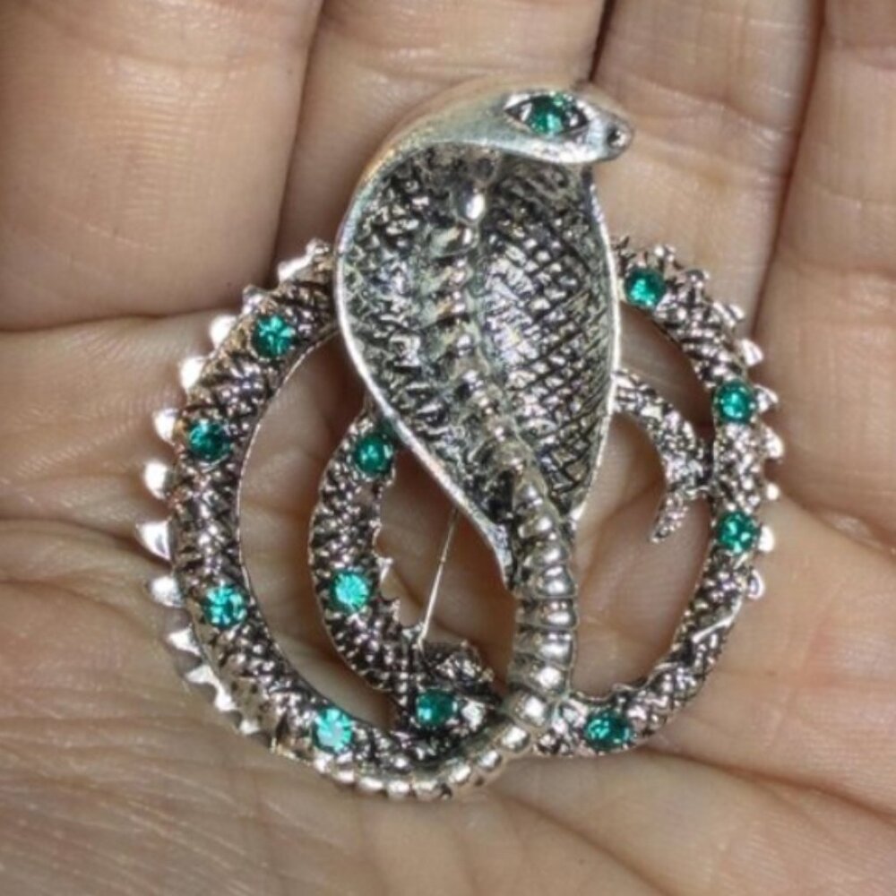 Cobra Brooch Rhinestone Snake Silver Tone 2 Inch - Picture 8 of 8